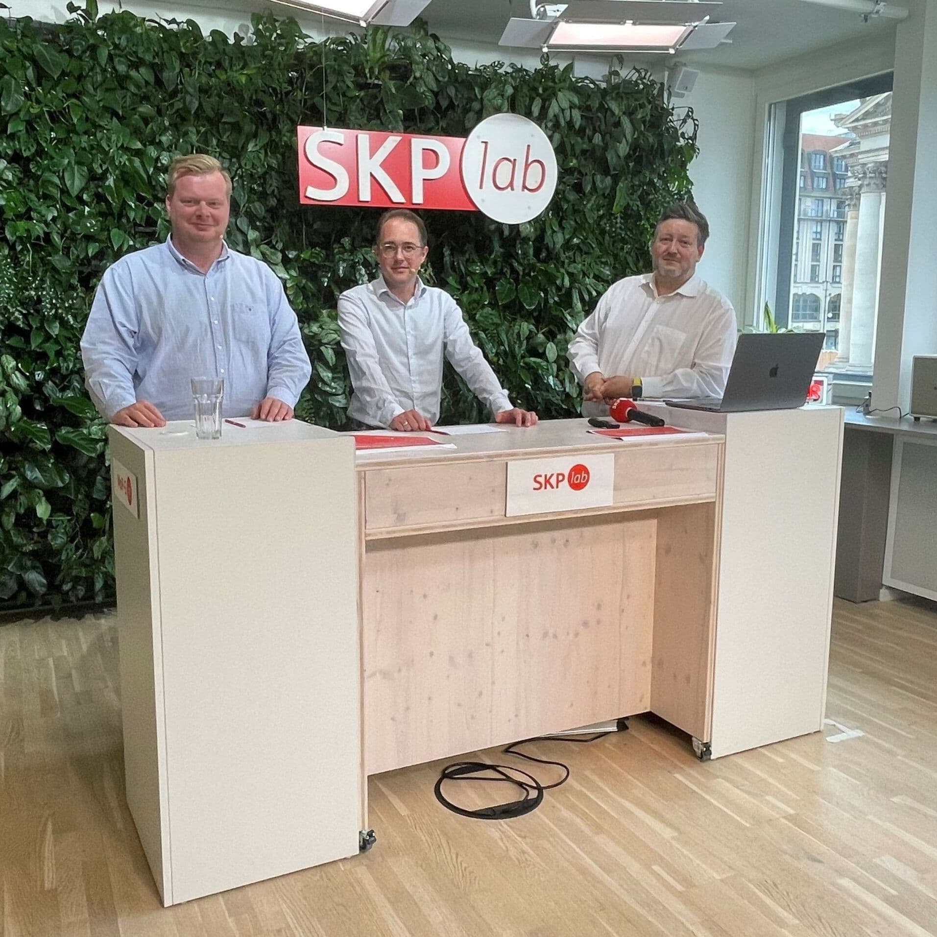 Podiumsgespräch mit Jan-Niklas Hustedt und Julian Hettich