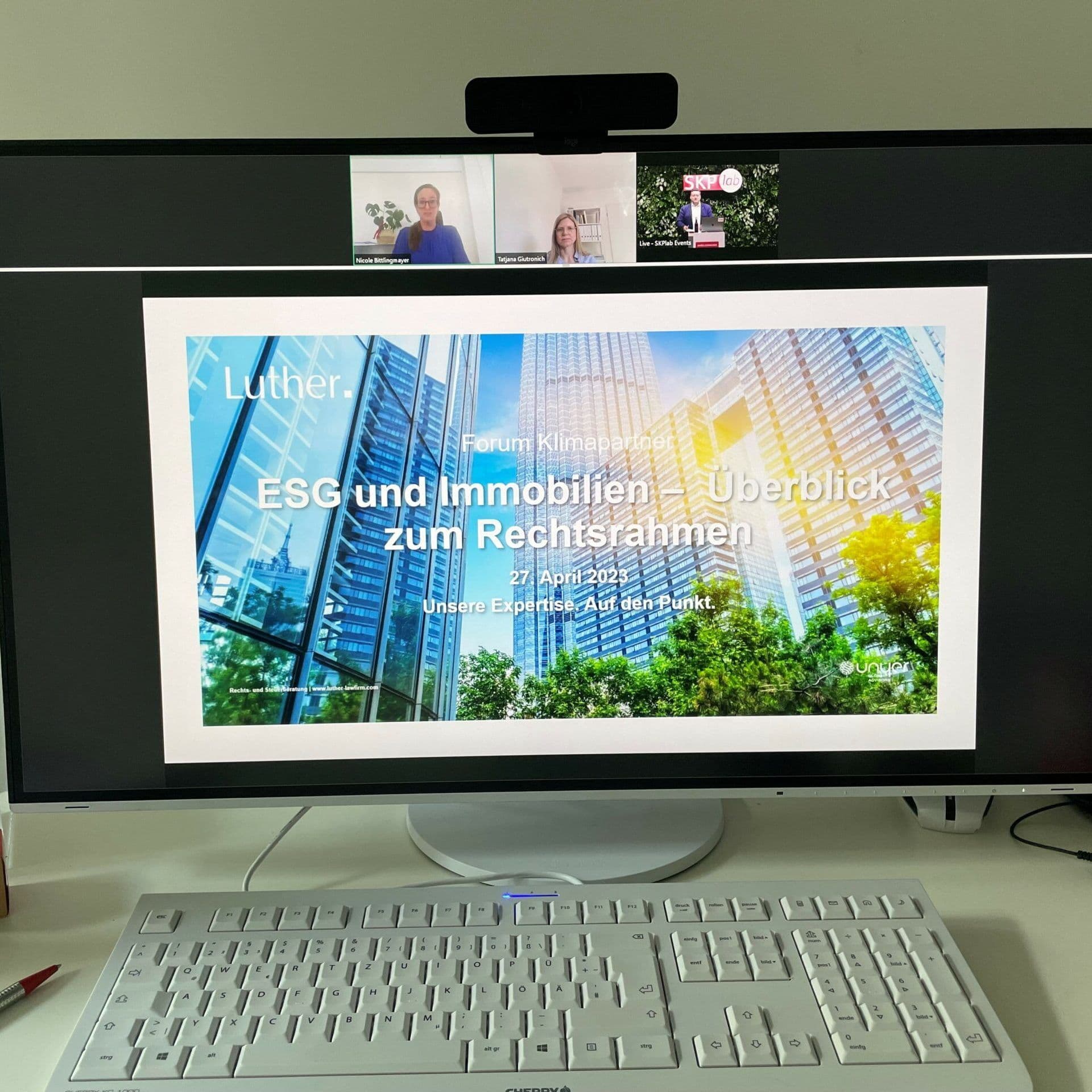 Präsentationsslide ESG und Immobilien - Überblick zum Rechtsrahmen